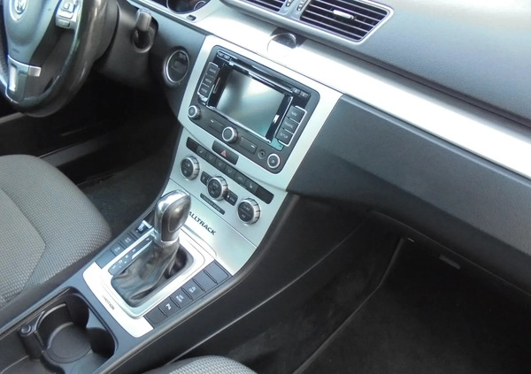 Volkswagen Passat cena 42200 przebieg: 289000, rok produkcji 2014 z Mogilno małe 667